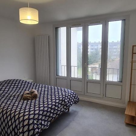 Private Room In Shared Apartment IV Beauvais Zewnętrze zdjęcie